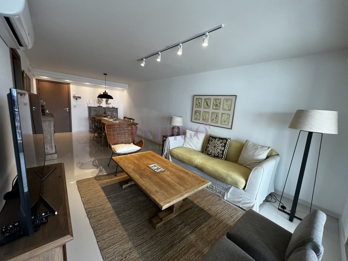 Muy buen departamento en alquiler en  la  Brava, 3 dormitorios mas dependencia de servicio. - Indigo Propiedades
