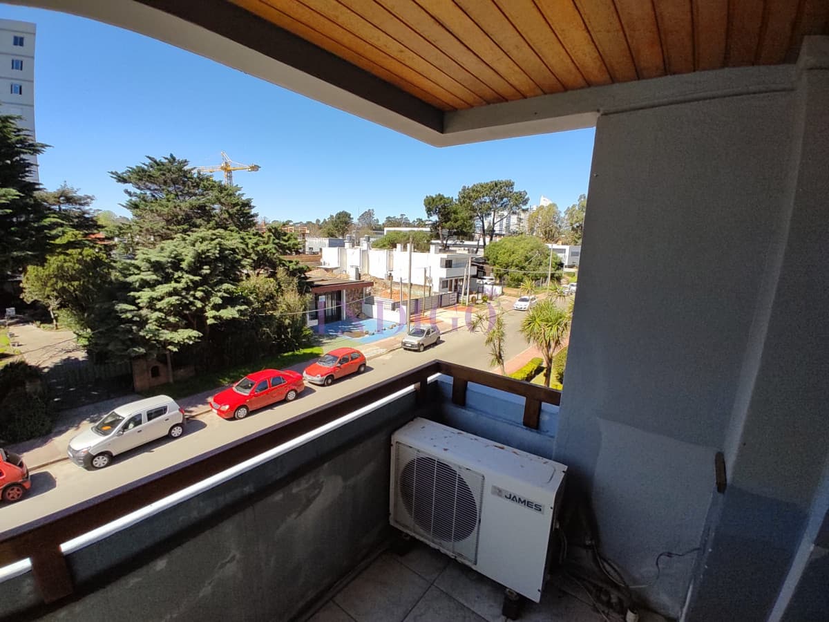 Amplio y luminosos apartamento a la venta en Centro Maldonado - Indigo Propiedades