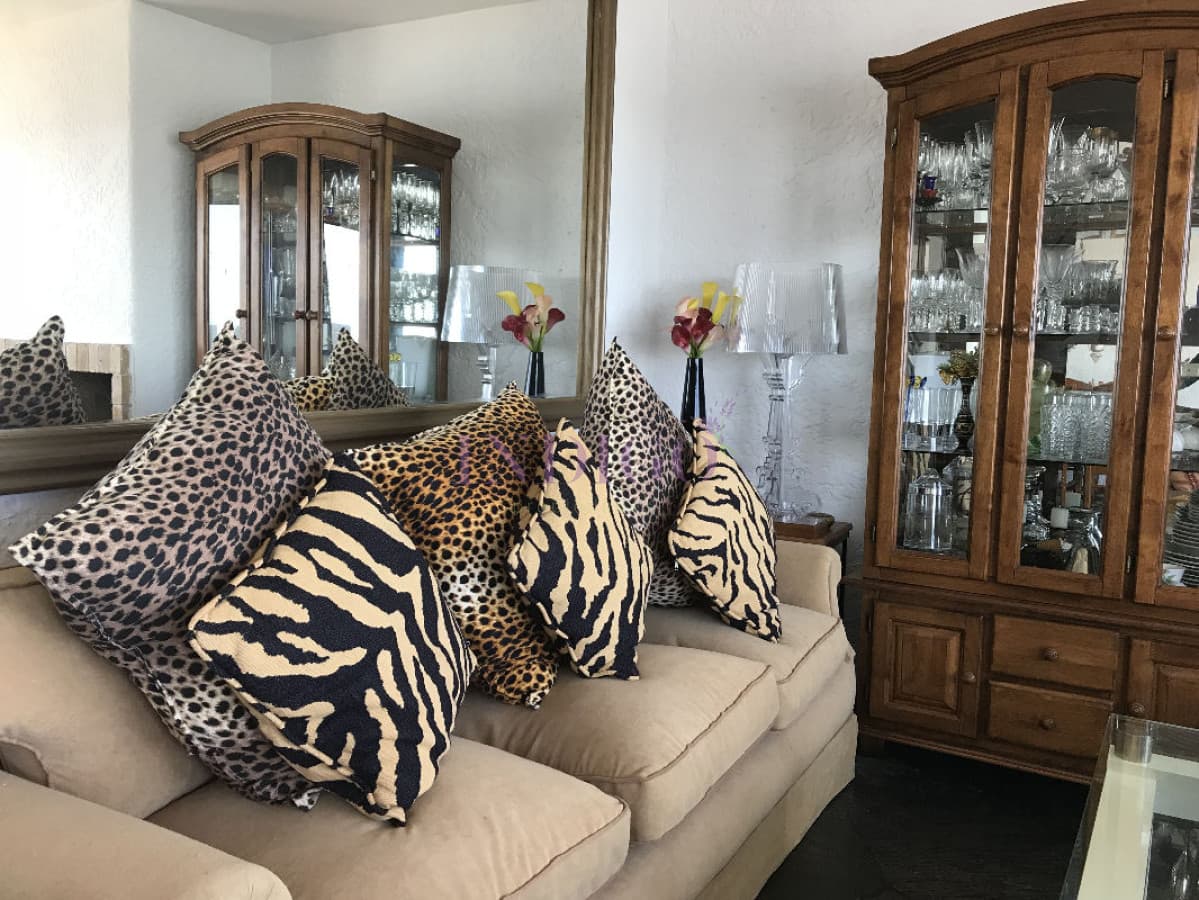 Departamento en alquiler en la Península a mts de playa El Emir. - Indigo Propiedades