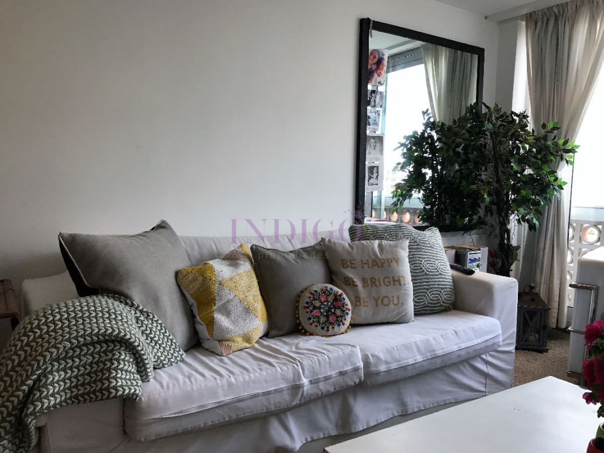 Muy lindo departamento en alquiler  frente al agua en plena playa  Mansa, 2 dormitorios . - Indigo Propiedades