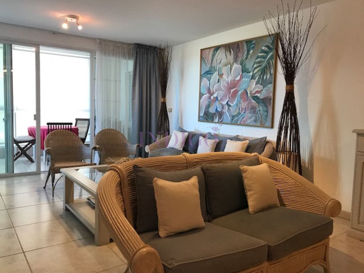 Importante departamento en Brava en venta y alquiler. 3 dormitorios . - Indigo Propiedades