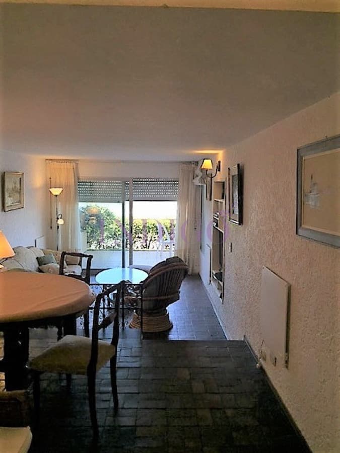 Departamento en alquiler  frente al mar en Península, 3 dormitorios . - Indigo Propiedades
