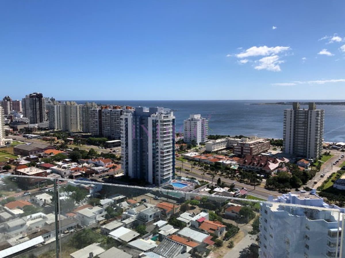 ARTOWER Apartamento en Chiverta, 3 dormitorios  a estrenar!!!! Vista a la brava, Mansa y Península. - Indigo Propiedades