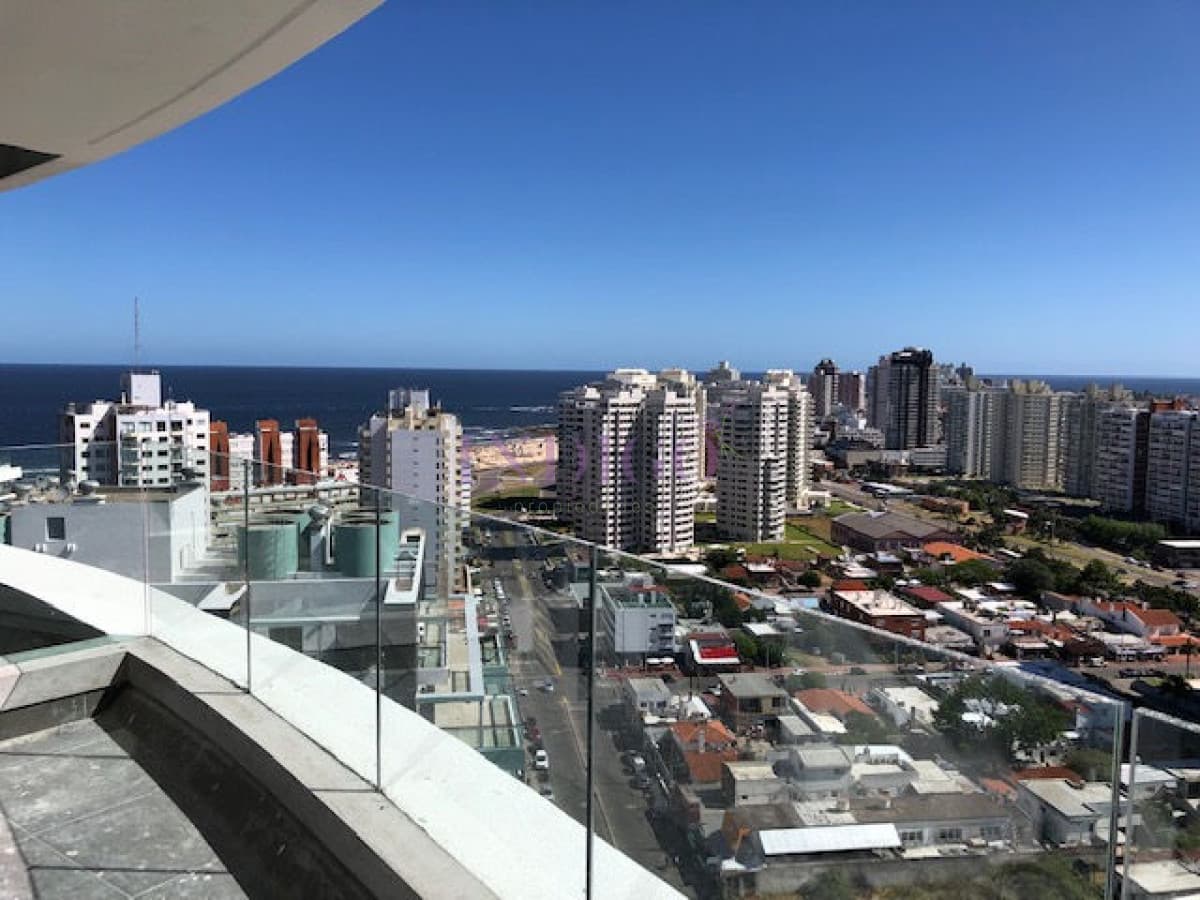 ARTOWER Apartamento en Chiverta, 3 dormitorios  a estrenar!!!! Vista a la brava, Mansa y Península. - Indigo Propiedades