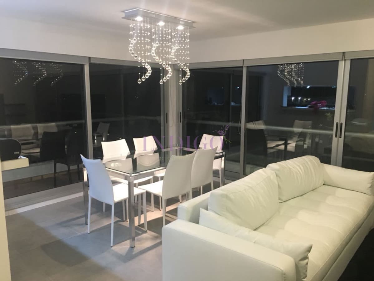 Apartamento en venta y alquiler frente al mar en la Brava, 2 dormitorios. - Indigo Propiedades