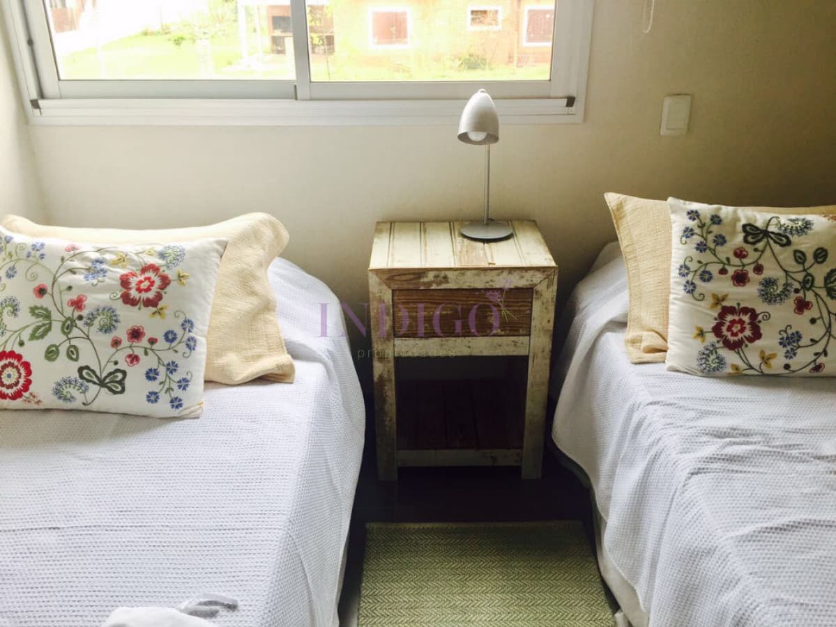 Departamento en alquiler  en Manantiales, 3 dormitorios . - Indigo Propiedades