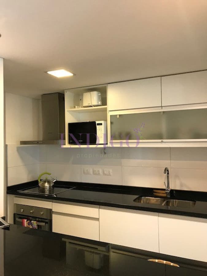 Muy buen departamento en alquiler en Torre Wind  con todos los servicios , 2 dormitorios . - Indigo Propiedades
