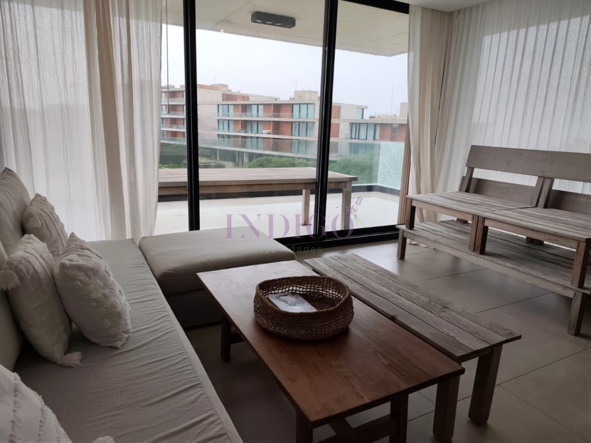 Apartamento en Alquiler en Manantiales - Indigo Propiedades