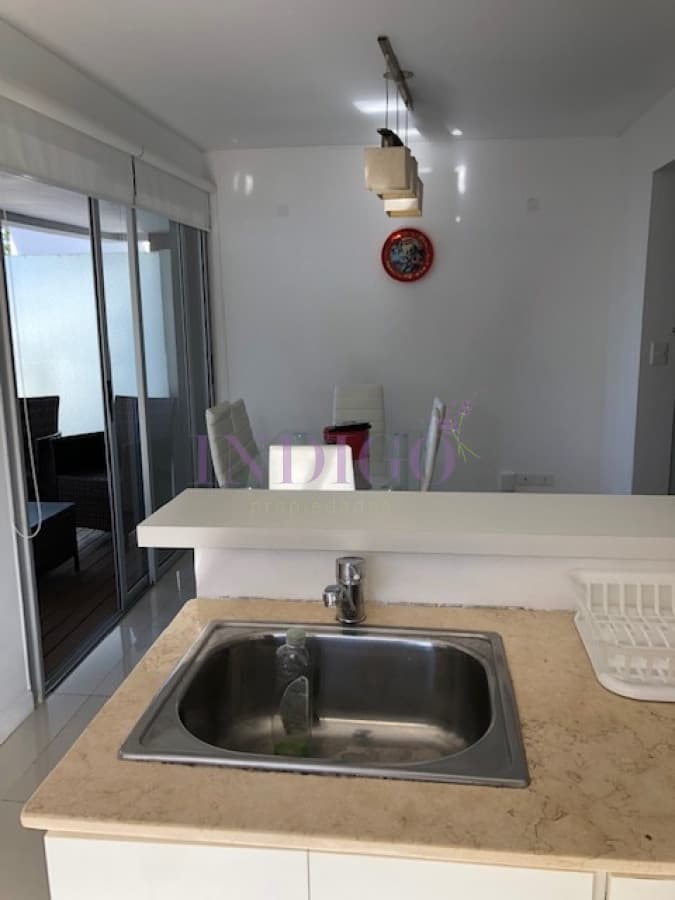 Departamento en venta y alquiler a 50 mts de la playa Brava. - Indigo Propiedades