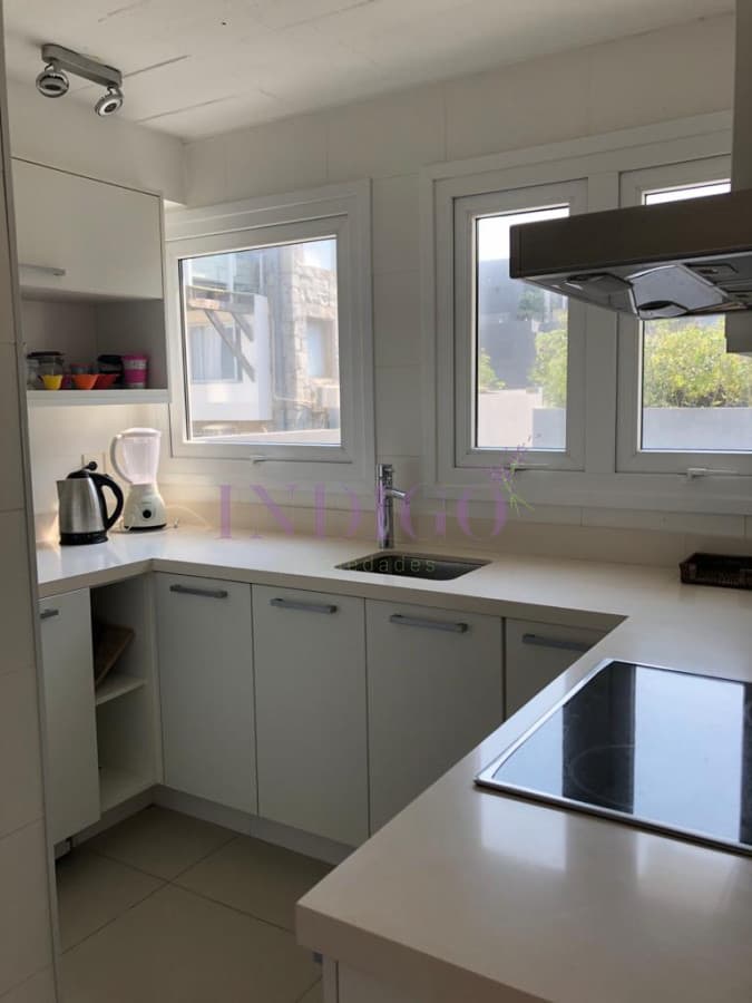 Apartamento en Montoya para alquiler sobre la playa - Indigo Propiedades