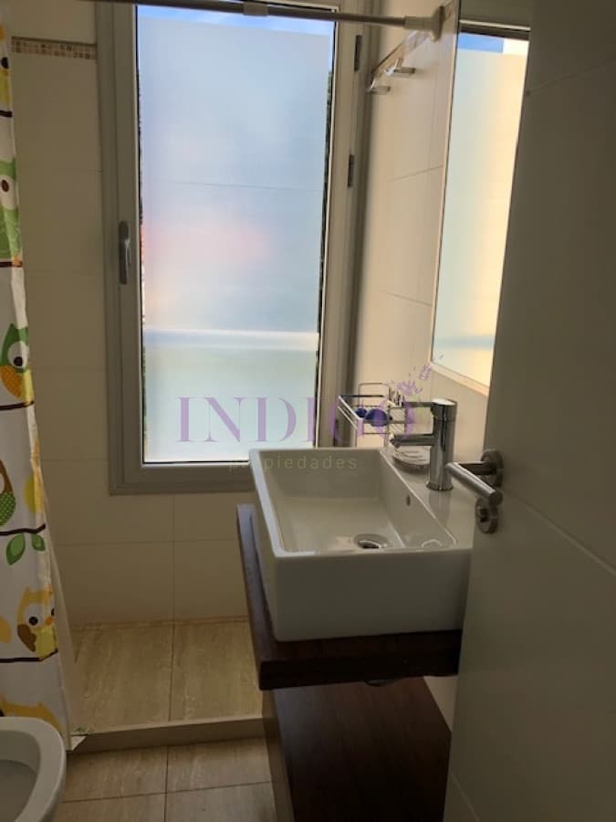 Departamento en venta y alquiler a 50 mts de la playa Brava. - Indigo Propiedades