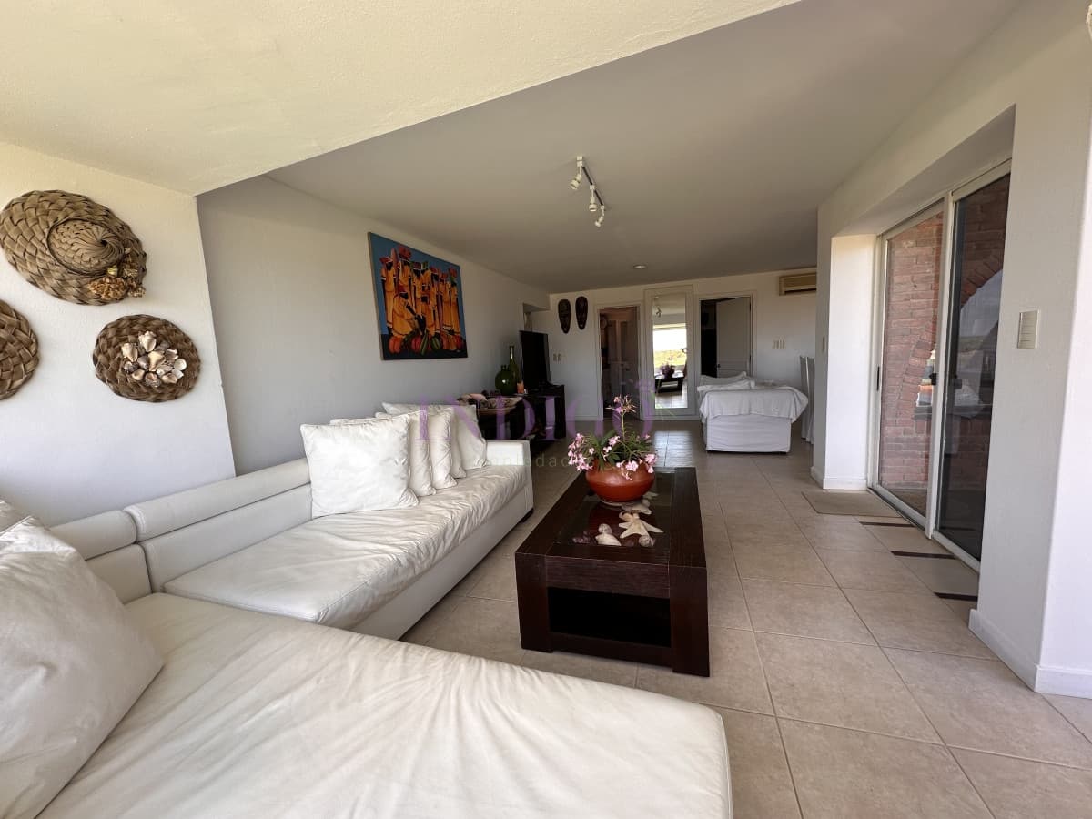 Apartamento 3 Dormitoritos y 2 Baños, en Manantiales - Indigo Propiedades