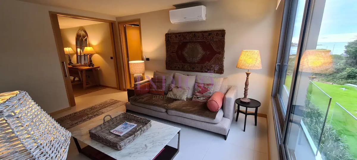 Venta y Alquiler de Apartamento 4 dormitorios, Punta del Este, Uruguay - Indigo Propiedades