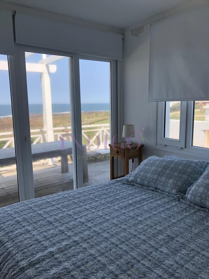 Apartamento en Montoya para alquiler sobre la playa - Indigo Propiedades