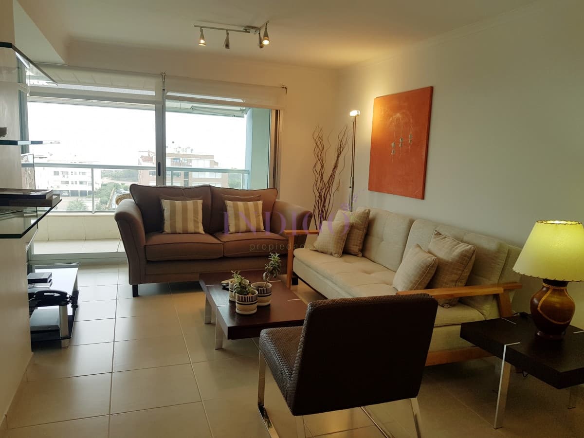 En alquiler apartamento de 2 dormitorio con parrillero  - Indigo Propiedades