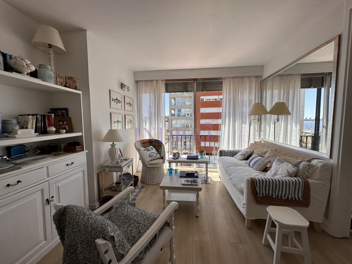Hermoso apartamento en la península  - Indigo Propiedades