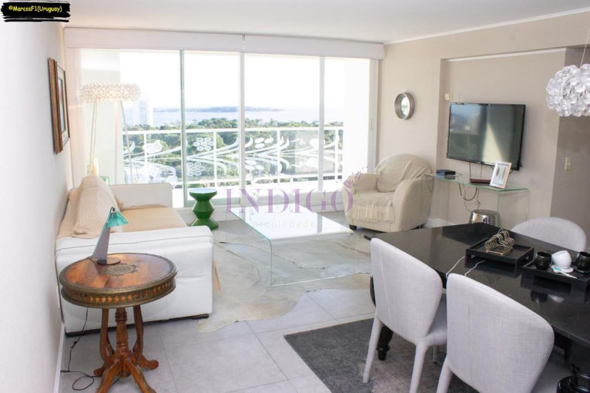Apartamento en Torre Full Amenitites en Punta del Este, 2 Dormitorios y 2 Baños - Indigo Propiedades