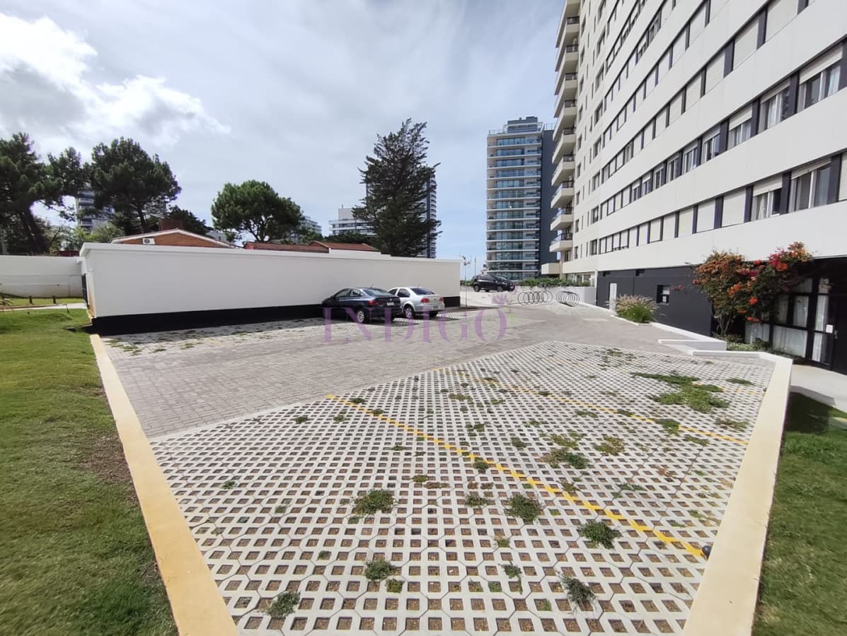 Apartamento en Venta en Aidy Grill-Punta del Este - Indigo Propiedades