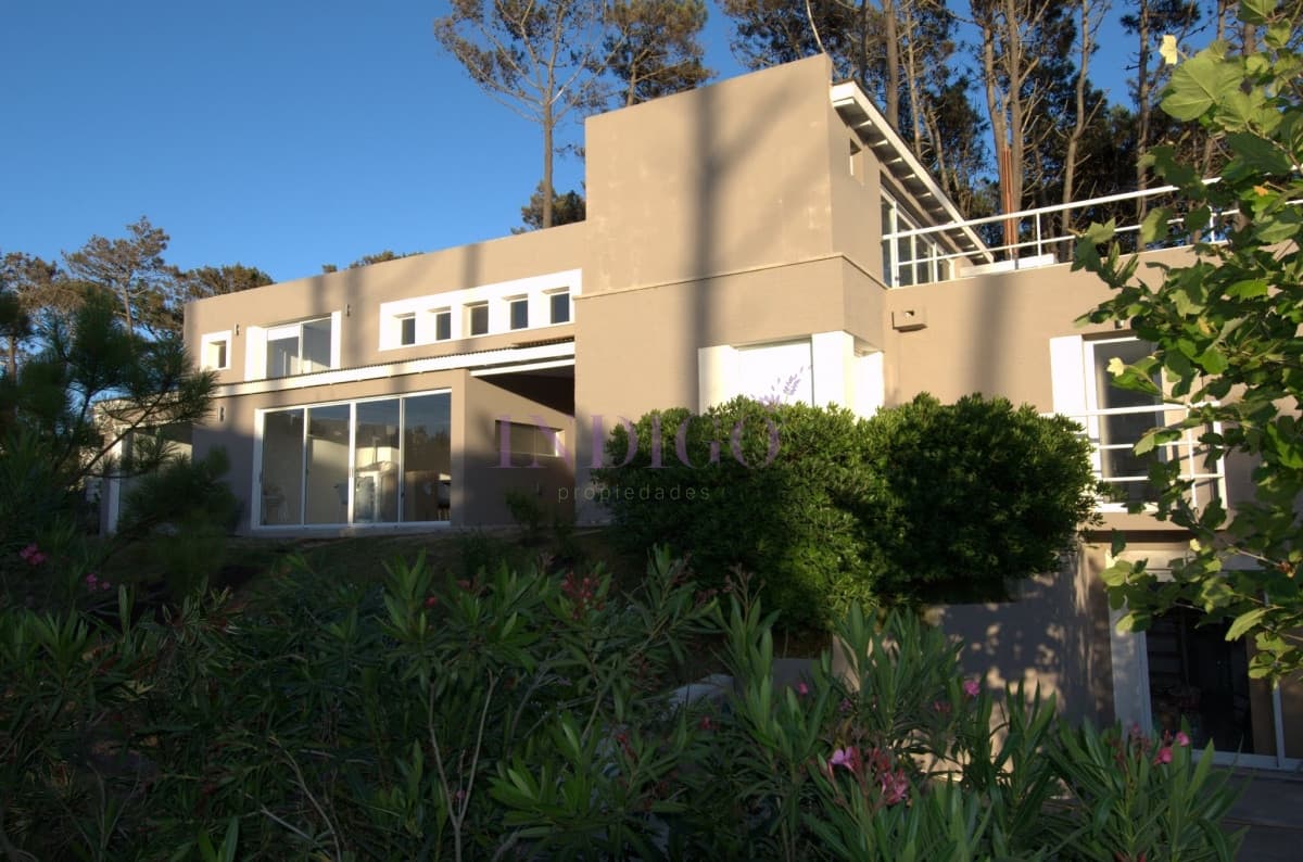 Casa en alquiler Laguna blanca capacidad 10 pesonas - Indigo Propiedades