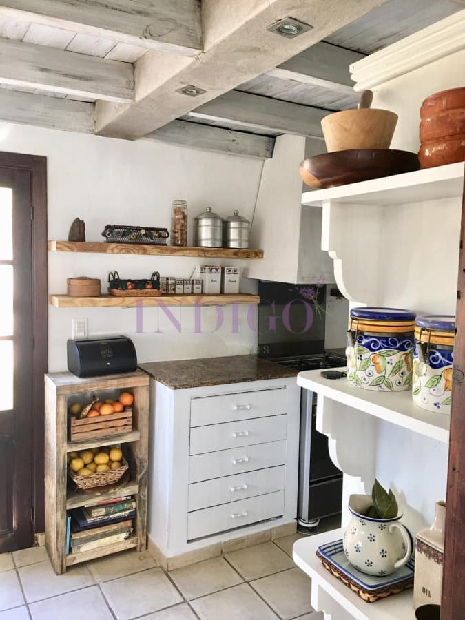 Casa en venta La Barra, 4 dormitorios , muy cerca de La Posta del Cangrejo. - Indigo Propiedades