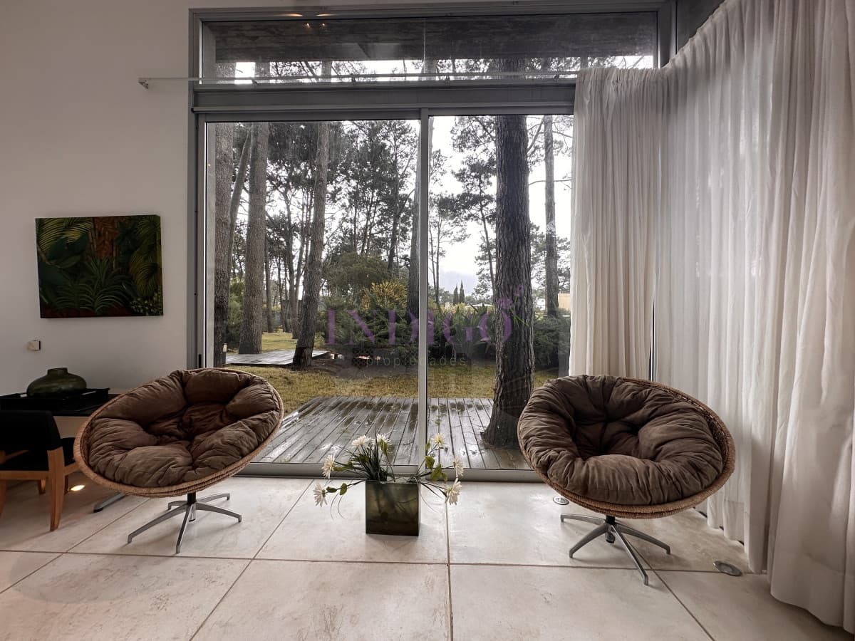 Laguna blanca, casa en alquiler y venta. - Indigo Propiedades
