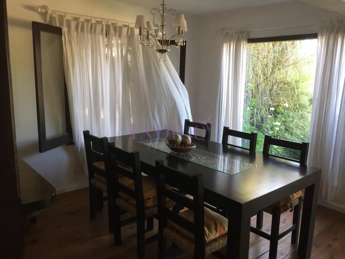 Casa en la barra, 4 dormitoritos y parrillero, zona muy tranquila! - Indigo Propiedades