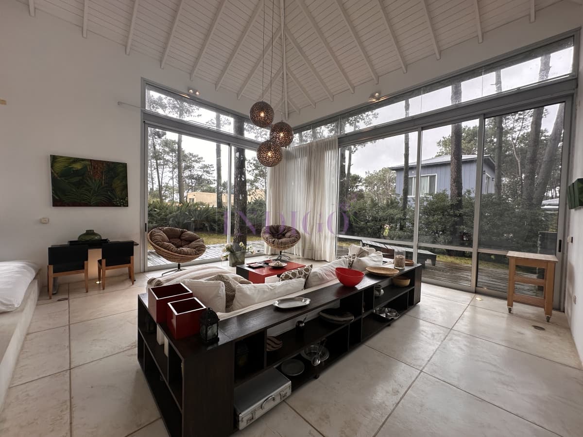 Laguna blanca, casa en alquiler y venta. - Indigo Propiedades