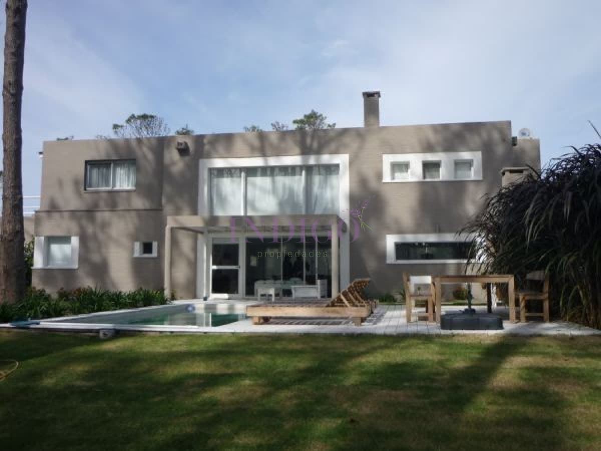 Casa en alquiler Laguna blanca capacidad 10 pesonas - Indigo Propiedades