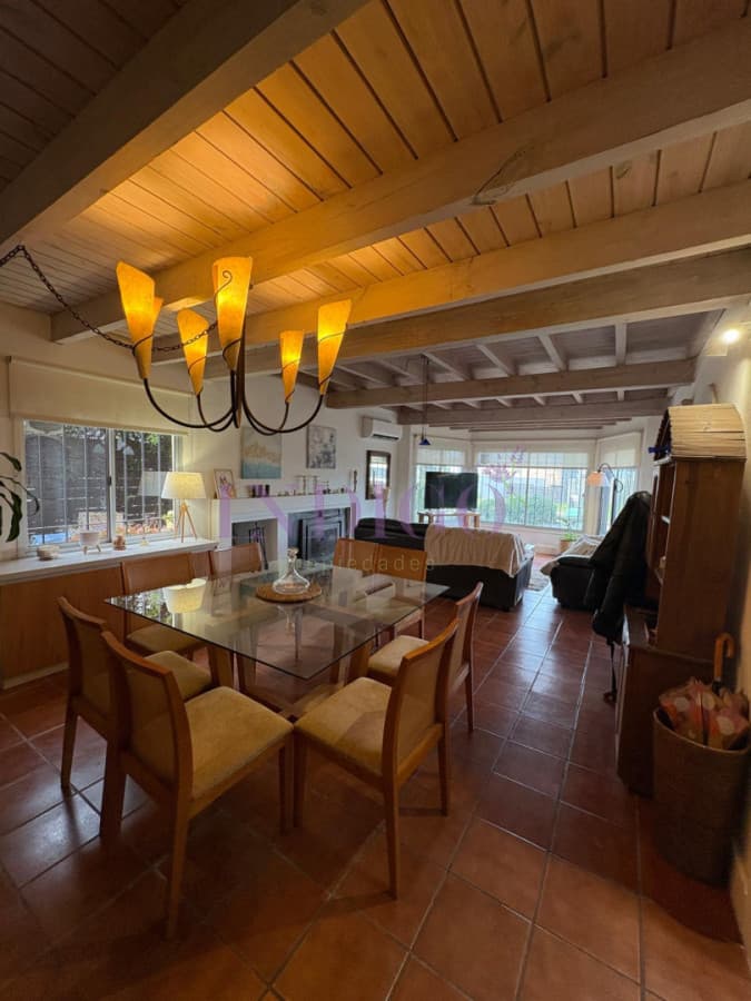 Casa en alquiler La Barra, 3 dorm y dependencia de servicio. - Indigo Propiedades