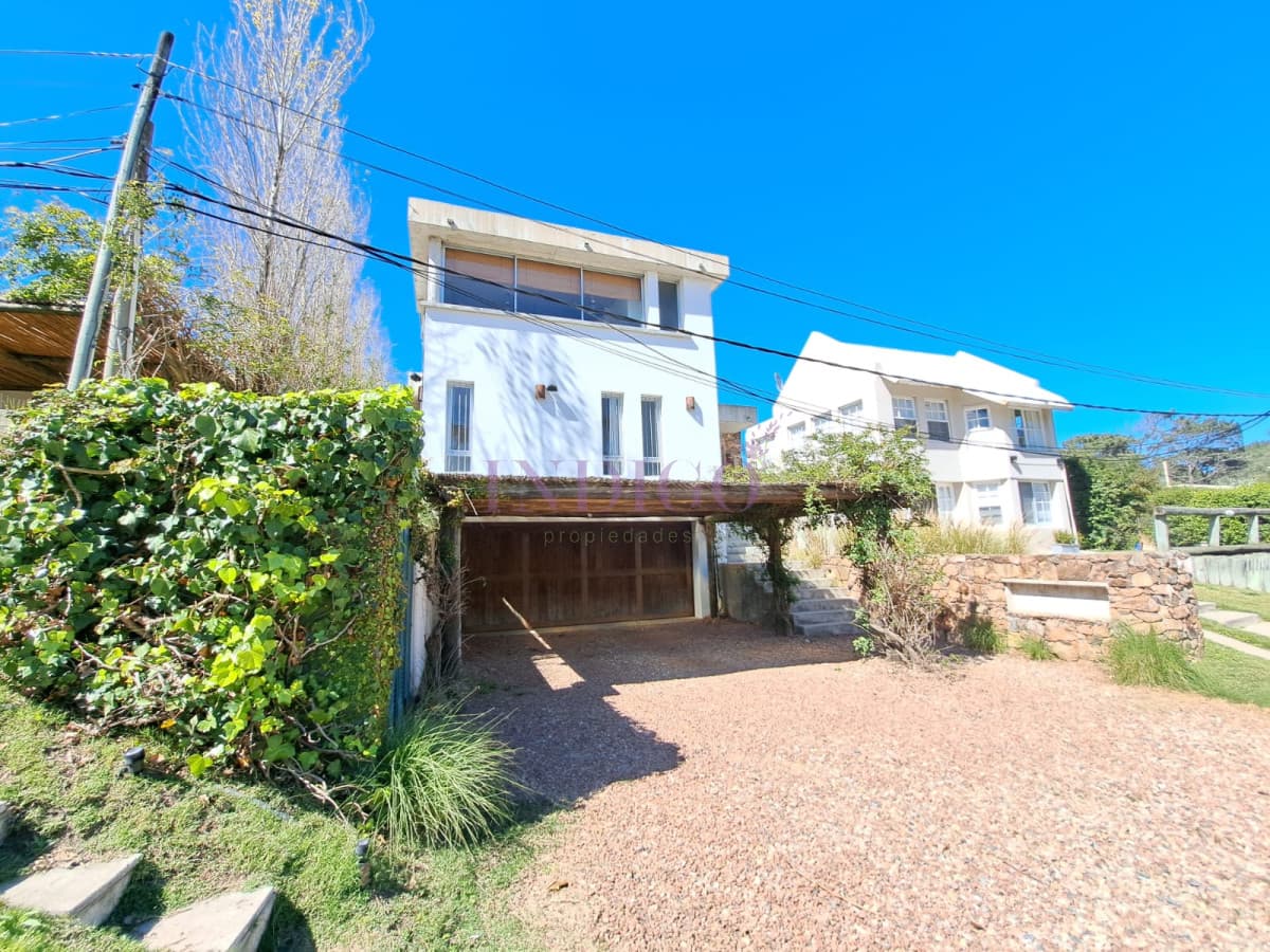 Casa en alquiler Montoya  - Indigo Propiedades