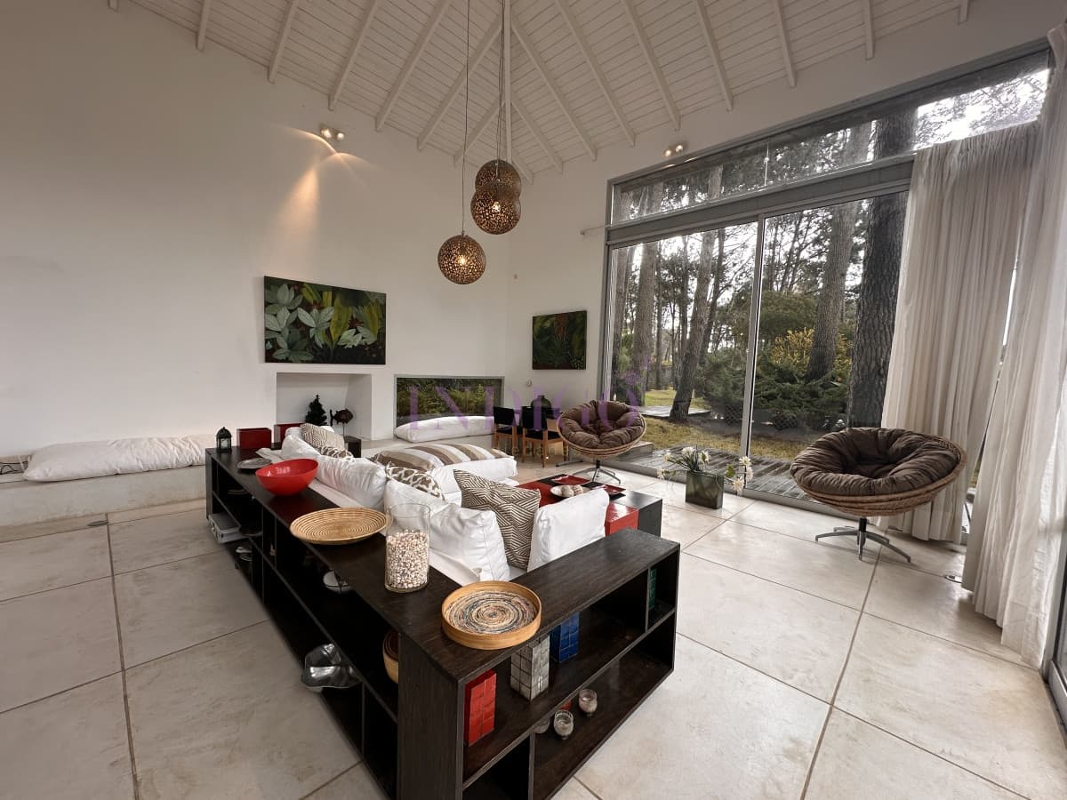 Laguna blanca, casa en alquiler y venta. - Indigo Propiedades