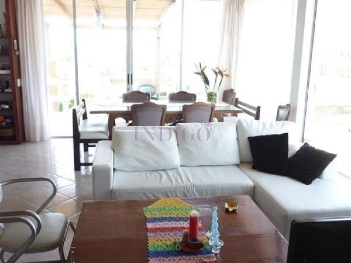 Casa en Alquiler a metros del mar, con Piscina y Parrillero - Indigo Propiedades