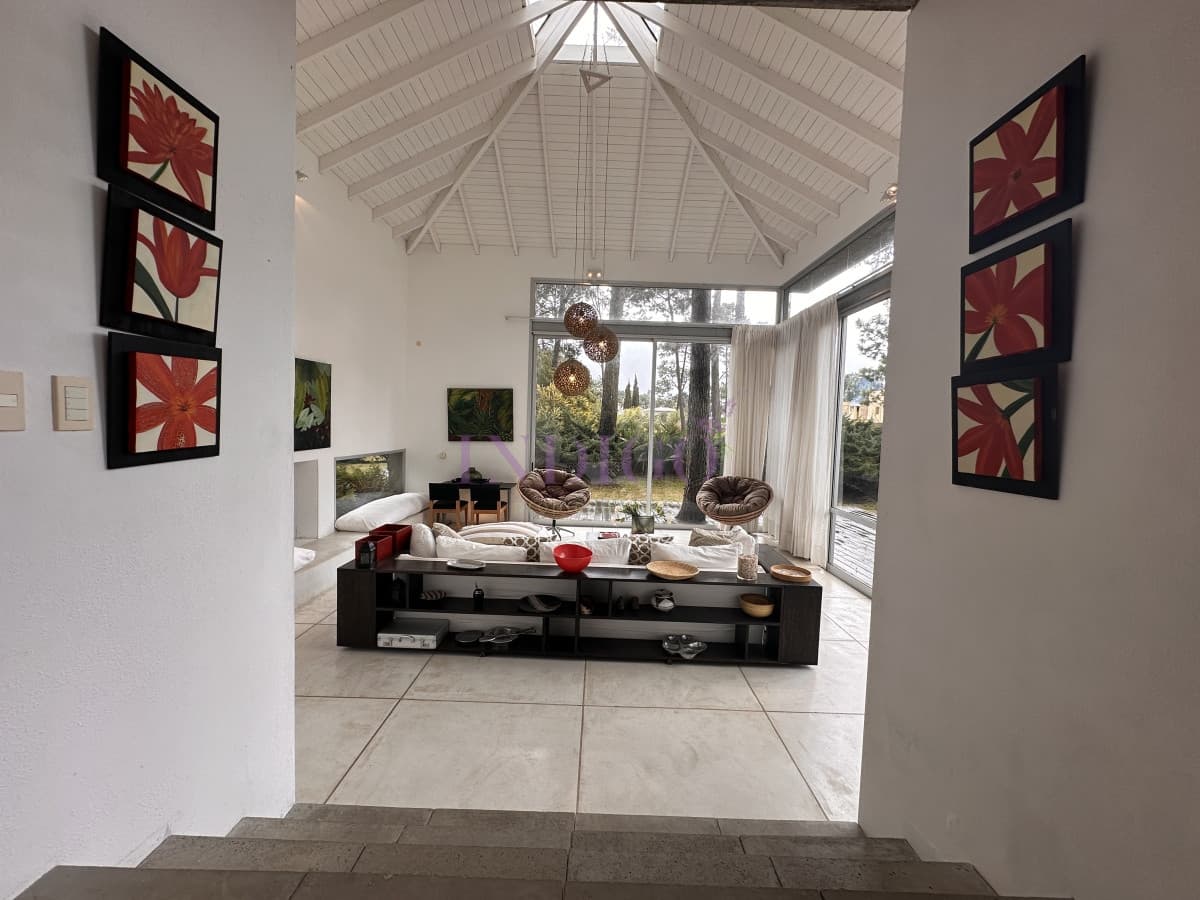 Laguna blanca, casa en alquiler y venta. - Indigo Propiedades
