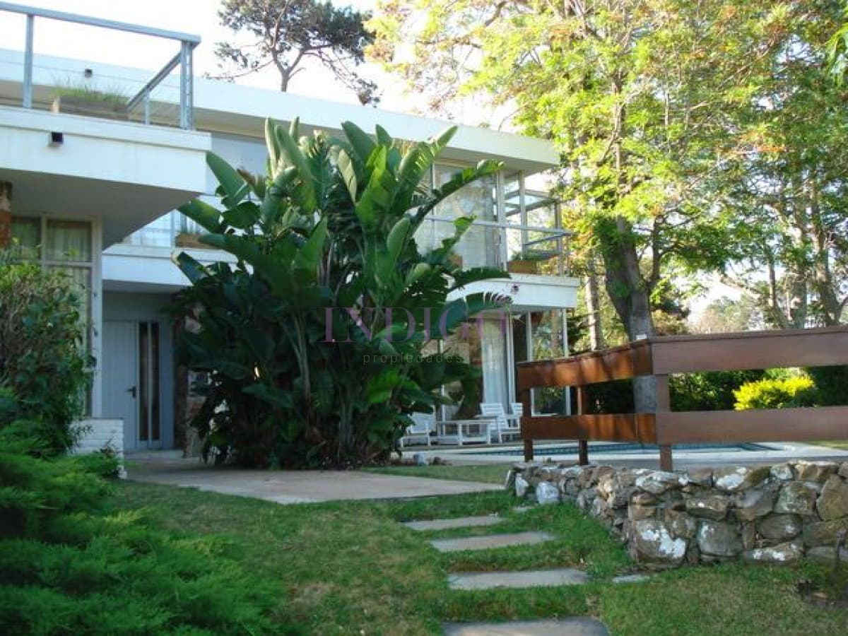Hermosa casa en las paradas, piscina y parrillero, preciosa! - Indigo Propiedades
