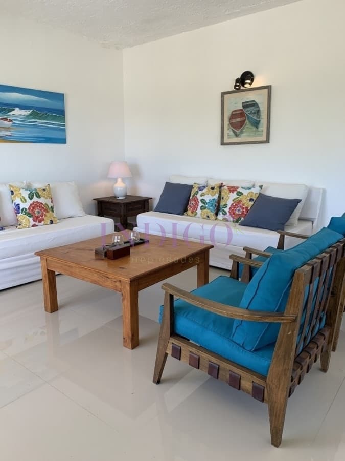 En Alquiler, Altos de punta Piedra, casa de 4 dorm con parrillero y piscina. - Indigo Propiedades