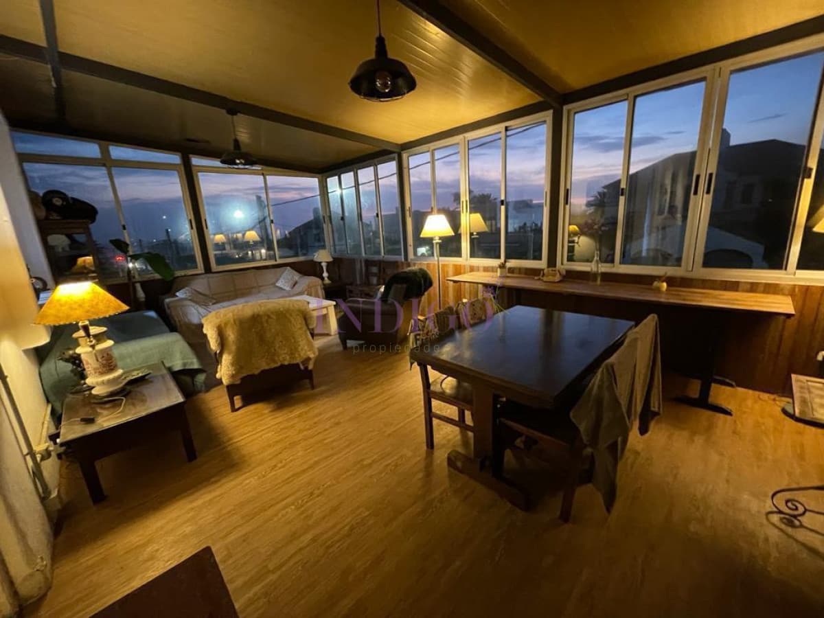 Hermosa casa en la tranquilidad de la Peninsula! - Indigo Propiedades