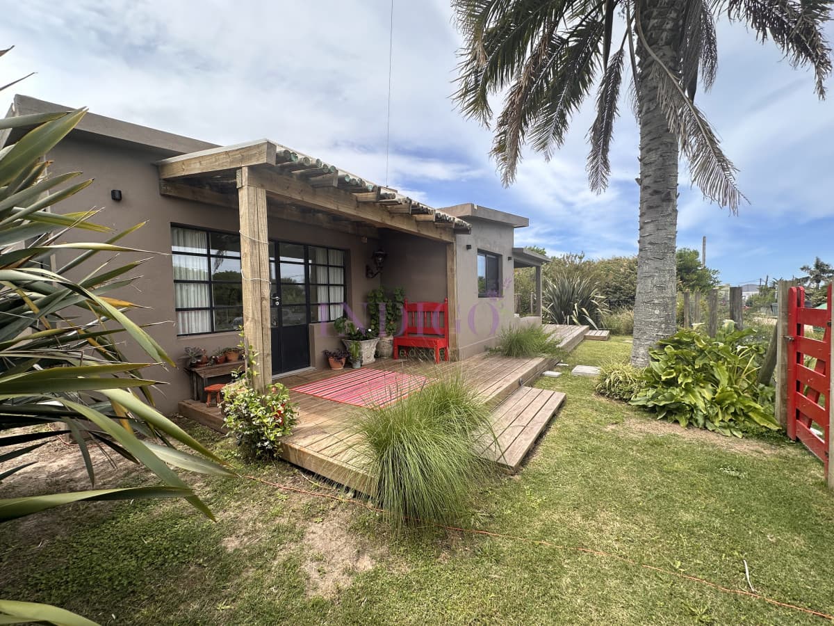 Casa en Altos de punta piedra, en alquiler, 4 dorm y 2 baños. - Indigo Propiedades