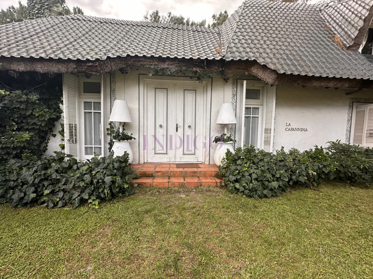 Casa en venta en pinares - Indigo Propiedades