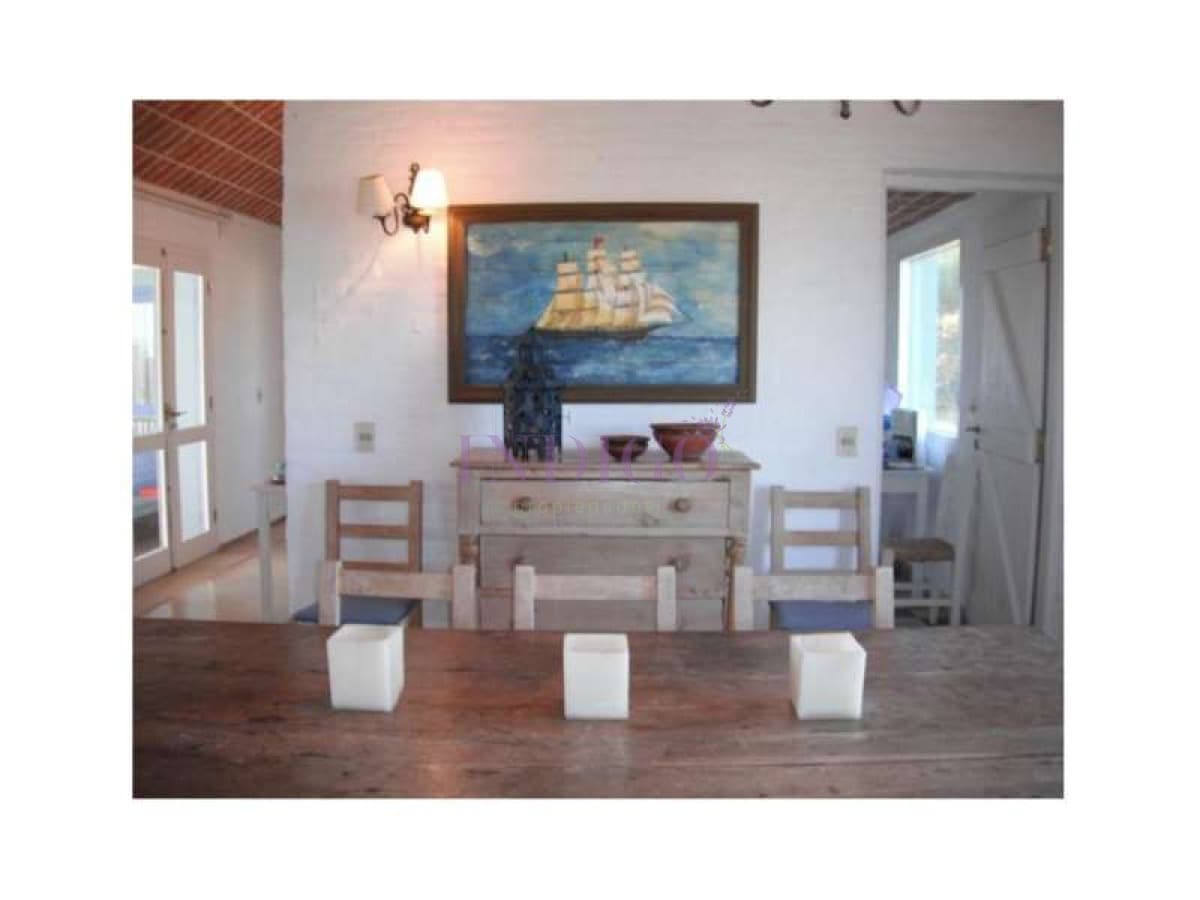 casa  en alquiler Punta Piedras , 4 dormitorios . - Indigo Propiedades