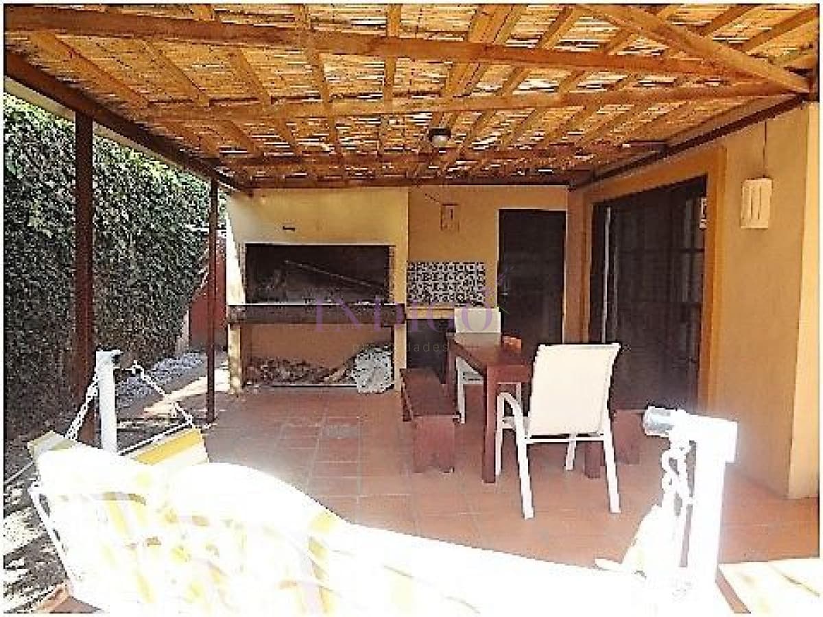 Casa en alquiler en la zona La Barra, 3 dorm y dep. - Indigo Propiedades