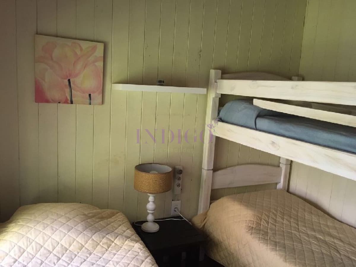 Casa en alquiler en  Montoya, 2 dormitorios . - Indigo Propiedades