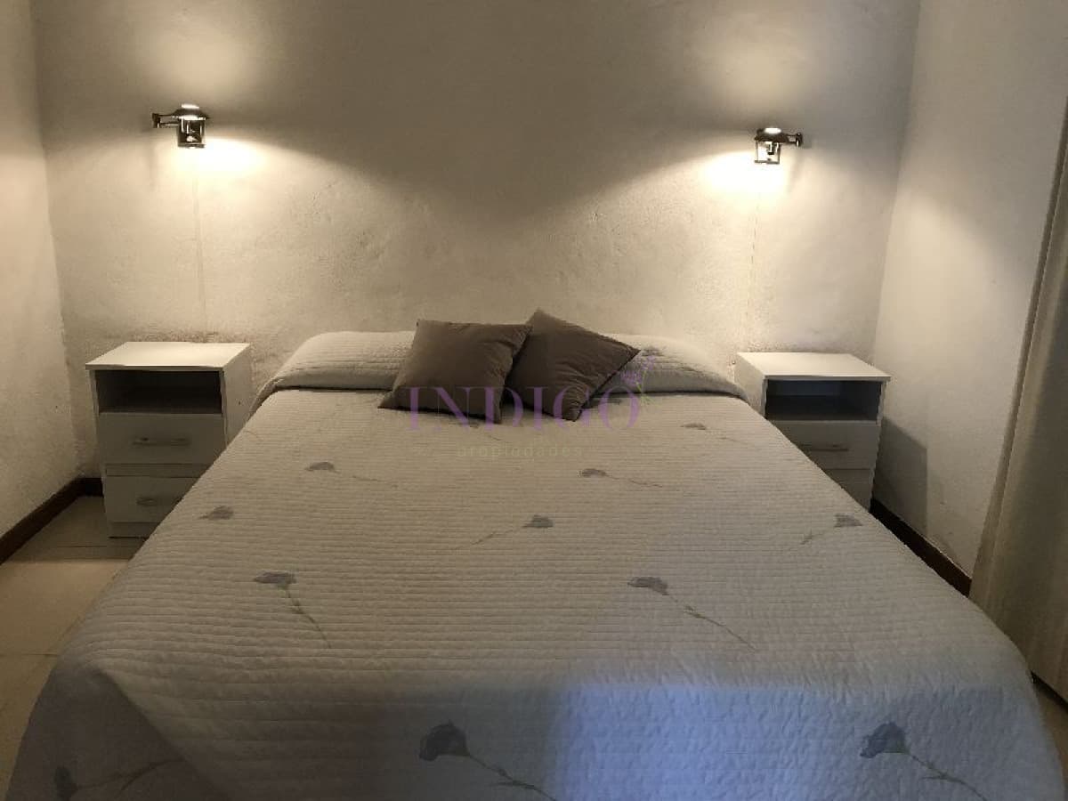 Casa en Montoya de  4 dormitorios en alquiler. - Indigo Propiedades