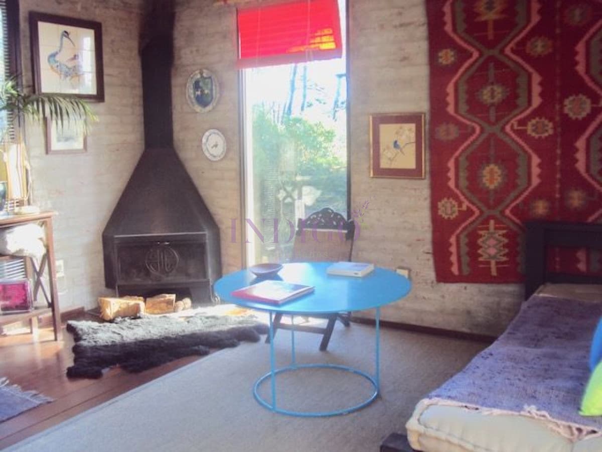 Casa en alquiler en Montoya, a metros del mar. - Indigo Propiedades