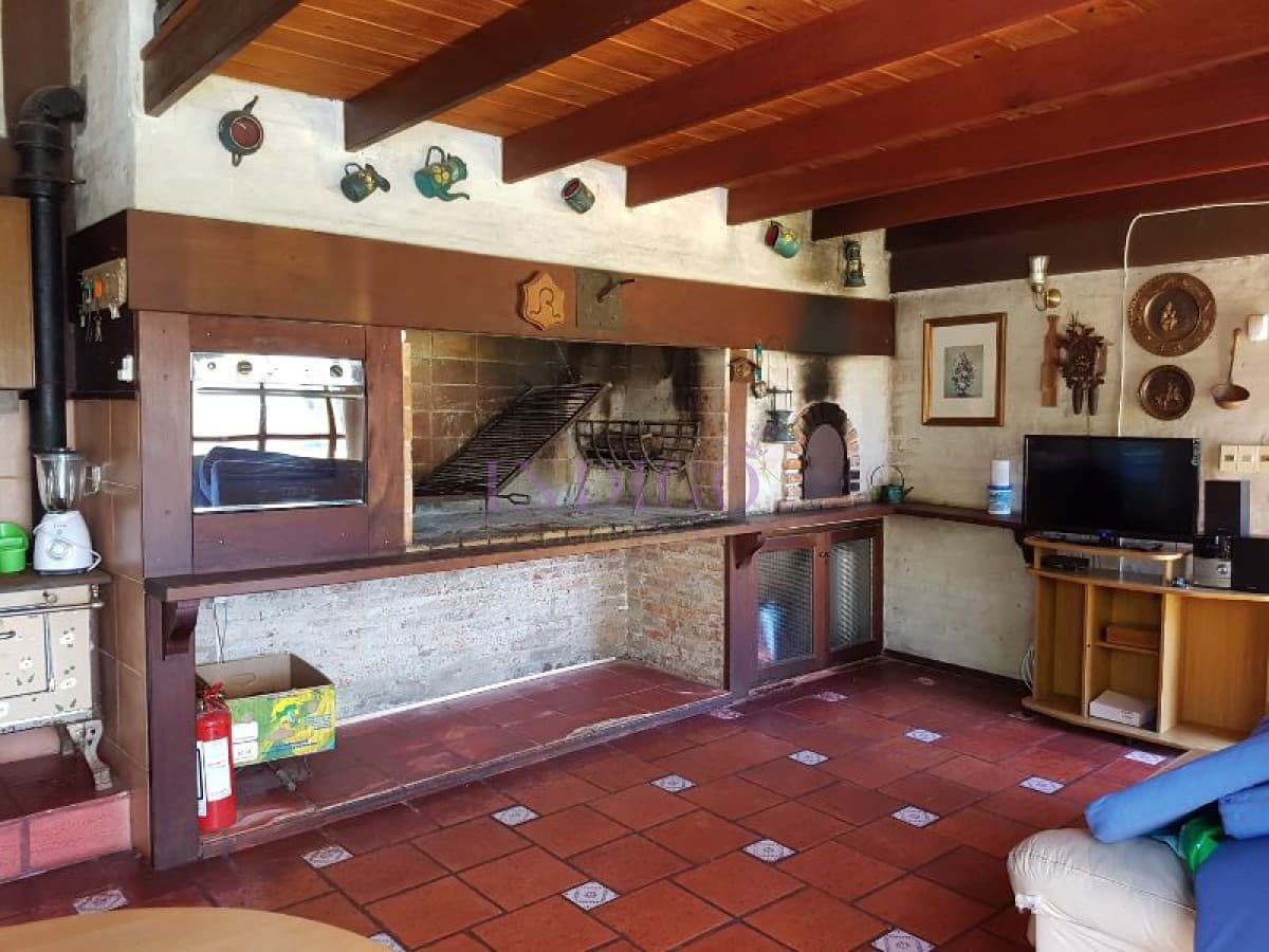 Casa en alquiler  barrio Deauville, 6 dormitorios . - Indigo Propiedades