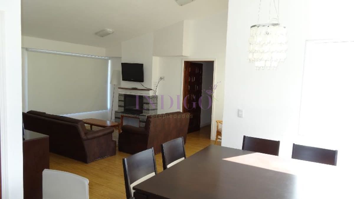 Casa en alquiler  barrio Deauville, 6 dormitorios . - Indigo Propiedades