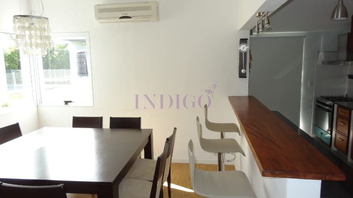 Casa en alquiler  barrio Deauville, 6 dormitorios . - Indigo Propiedades