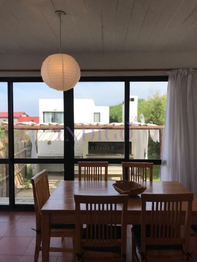 Casa en alquiler en Jose Ignacio, 3 dormitorios , muy cerquita de la playa. - Indigo Propiedades