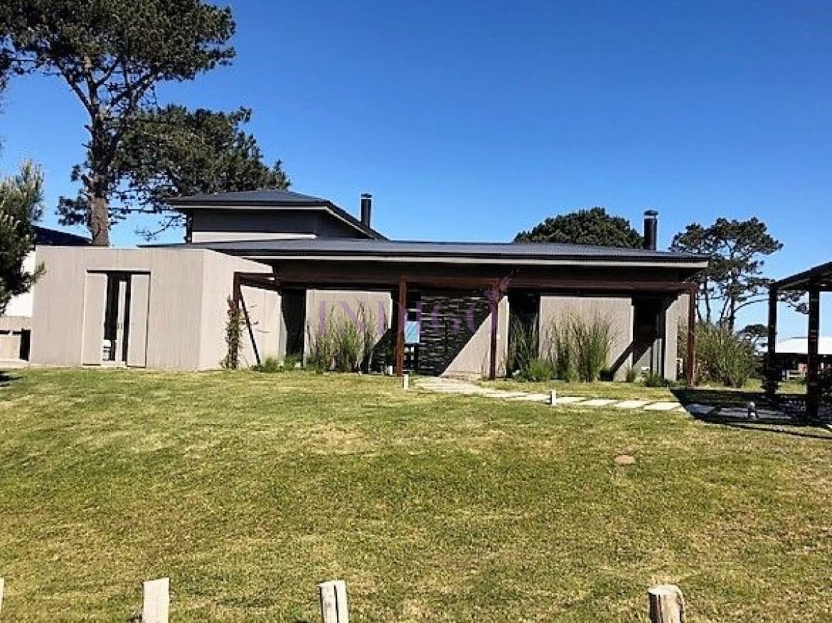 Excelente propiedad en venta y alquiler en  Pinar del Faro. Ambientes super cancheros, muy bien equipada. - Indigo Propiedades