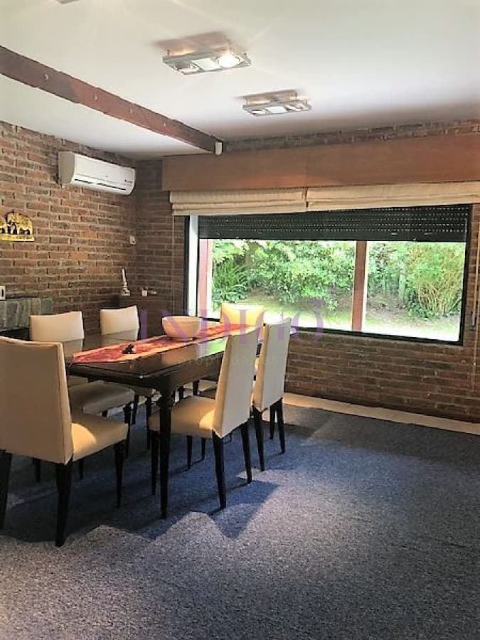 Casa en Mansa, 4 dormitorios * - Indigo Propiedades