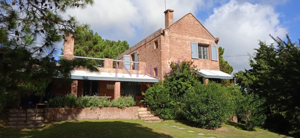 Casa en Venta y Alquiler en La Barra - Indigo Propiedades